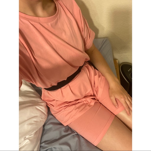 Unbranded | Oversized Tee & Biker Short Set - Picture 6 of 7